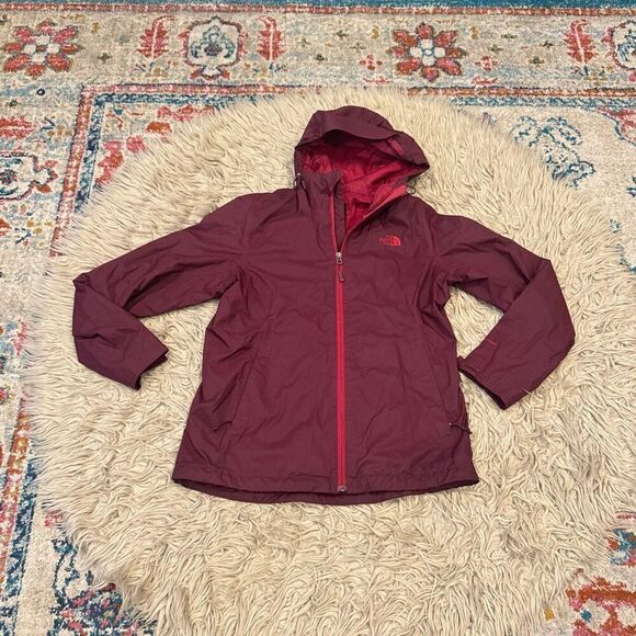 The North Face Jackets & Blazers - The North Face waterproof jacket size medium